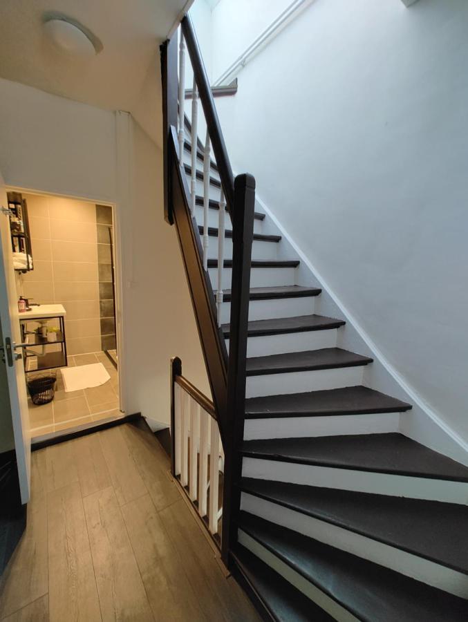 The Diesel Bed And Breakfast Rotterdam Eksteriør bilde