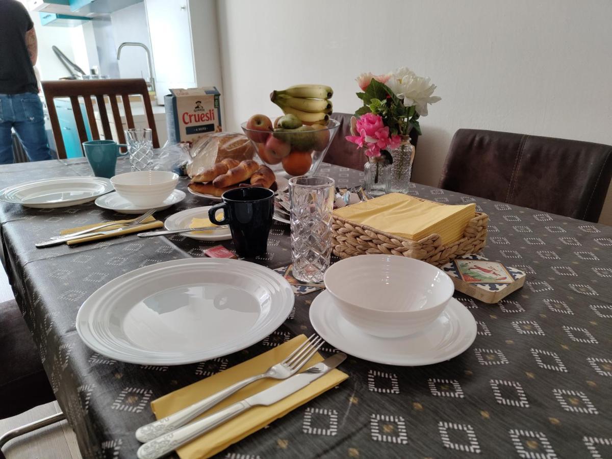 The Diesel Bed And Breakfast Rotterdam Eksteriør bilde