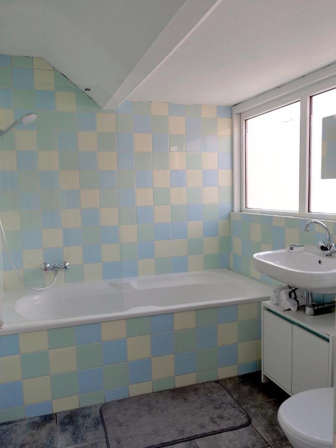 The Diesel Bed And Breakfast Rotterdam Eksteriør bilde